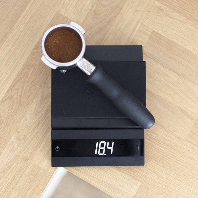 Felicita Parallel Coffee Scale - Black